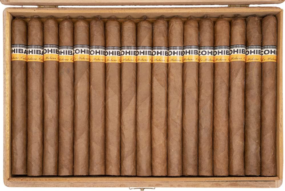 Cohiba Coronas Especiales packaging