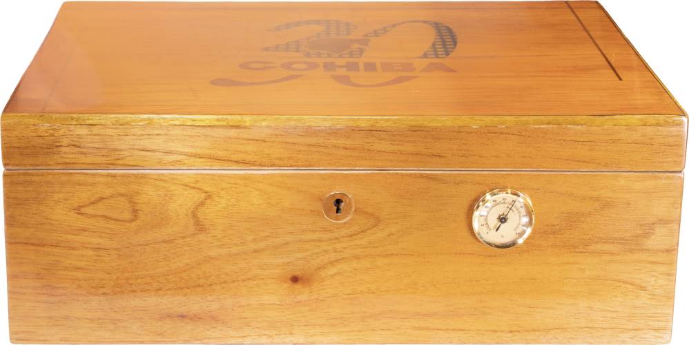 Cohiba 30 Aniversario Humidor packaging