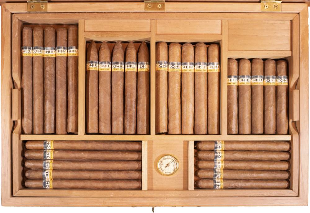 Cohiba Guayasamin II Humidor packaging