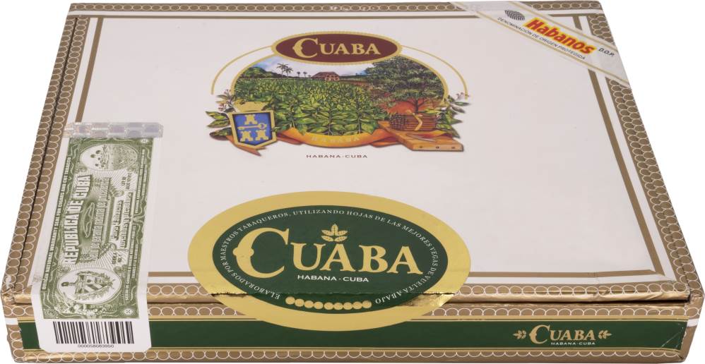Cuaba Distinguidos packaging