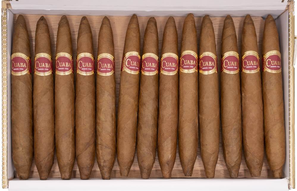 Cuaba Exclusivos packaging