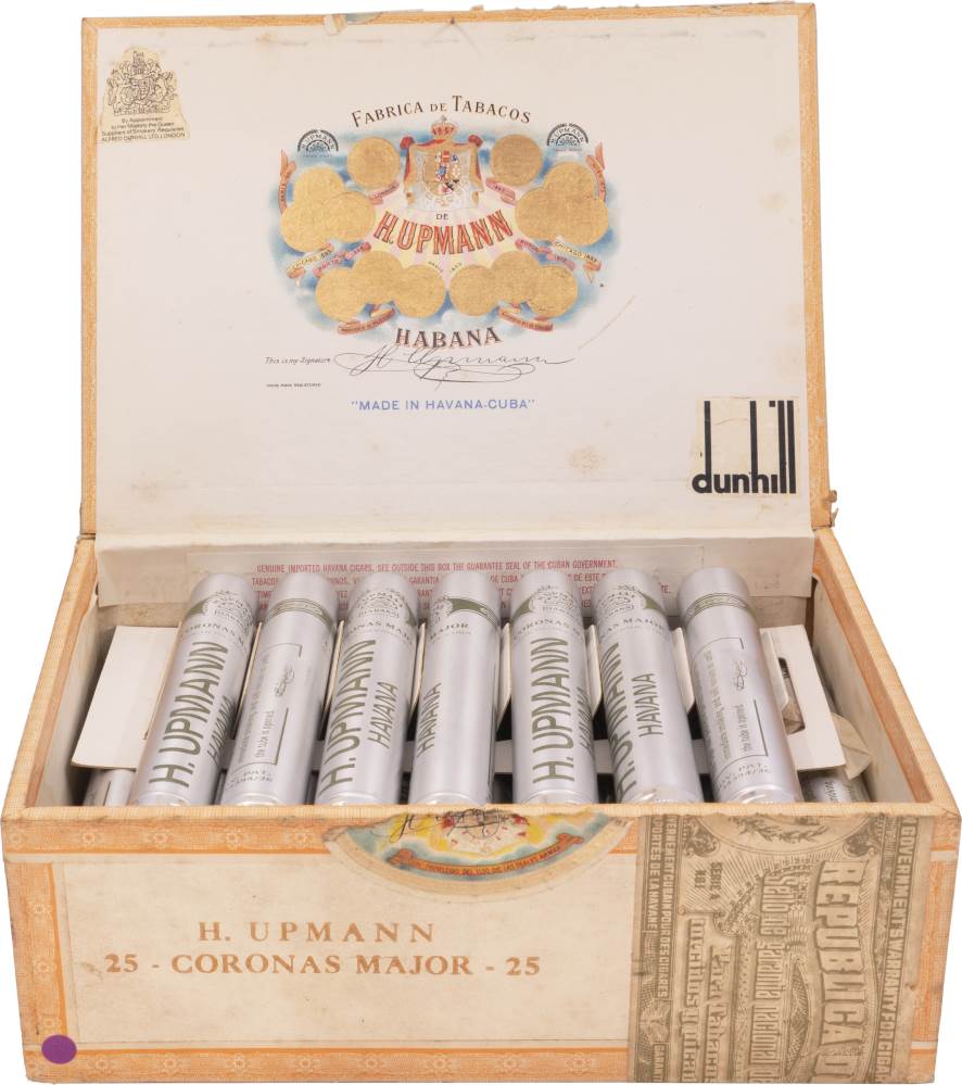 H. Upmann Coronas Major packaging