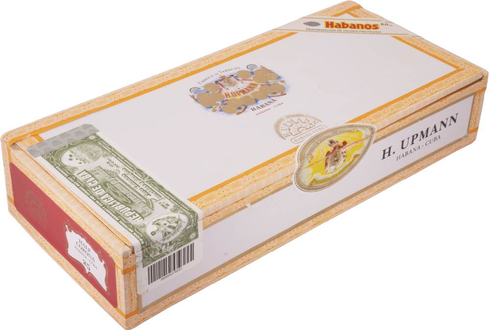H. Upmann Half Corona packaging
