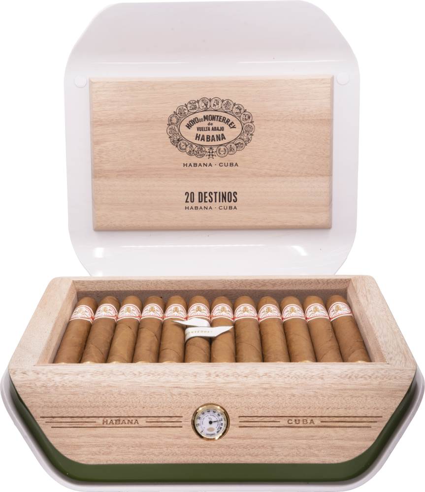 Hoyo de Monterrey Travel Humidor packaging