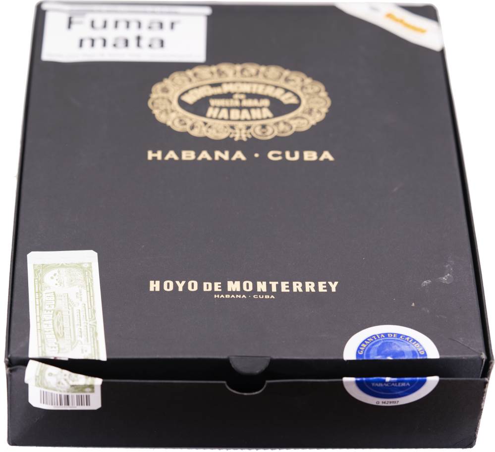 Hoyo de Monterrey Travel Humidor packaging
