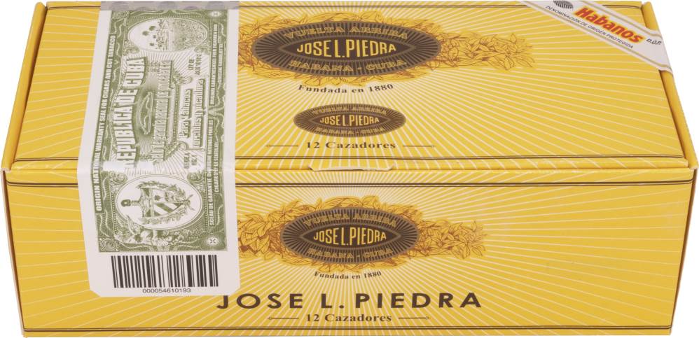 José L. Piedra Cazadores packaging