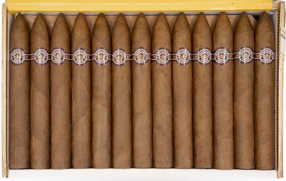 Montecristo Montecristo No.2 packaging