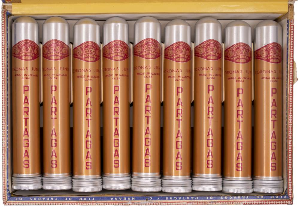 Partagás Coronas Junior packaging