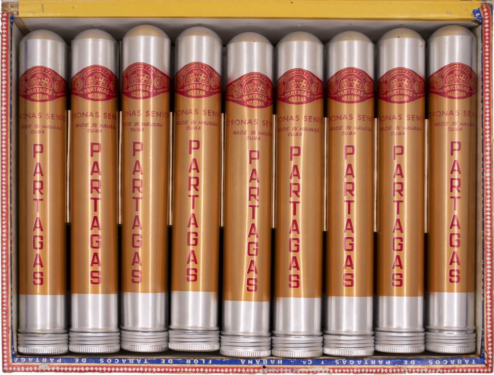 Partagás Coronas Senior packaging