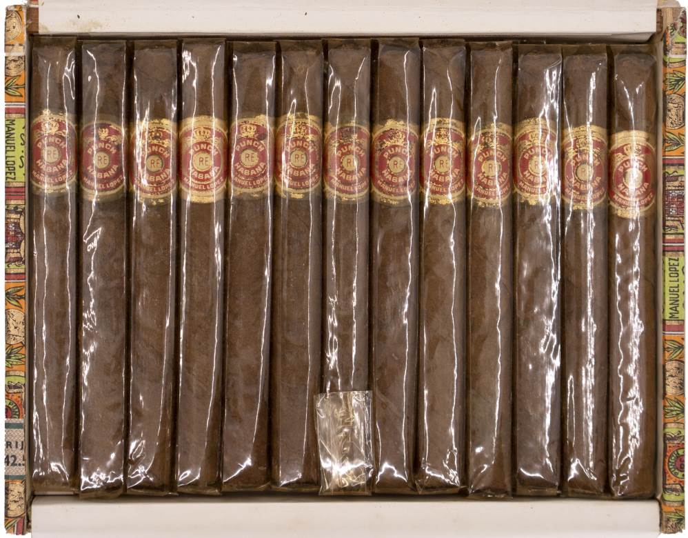 Punch Cigarillos packaging