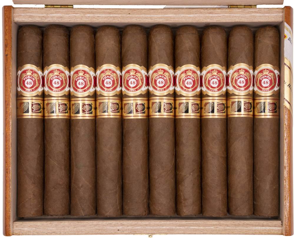 Punch Especialista en Habanos y La Casa del Habano Exclusivo packaging