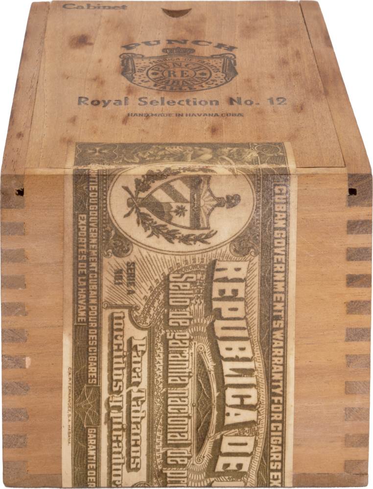 Punch Royal Selection No.12 packaging