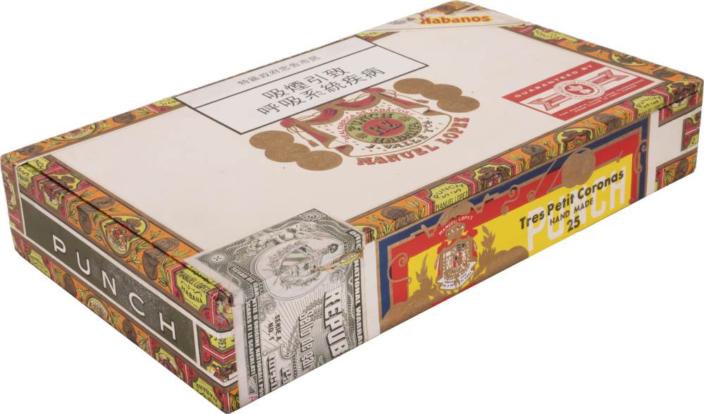 Punch Trés Petit Coronas packaging
