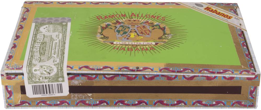 Ramón Allones Small Club Coronas packaging