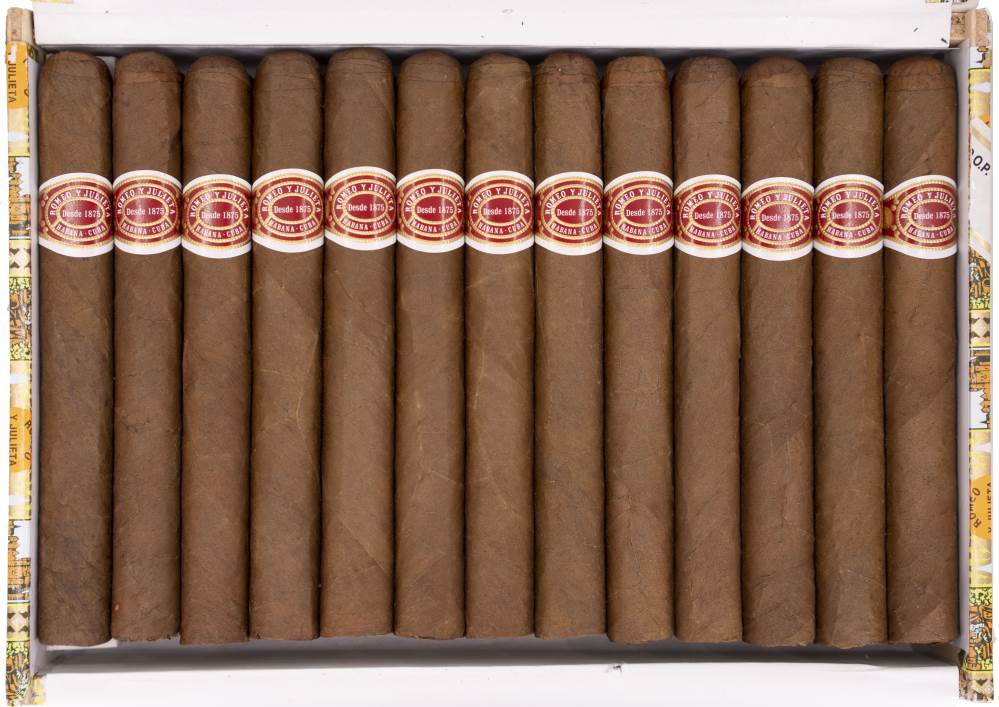 Romeo y Julieta Belvederes packaging