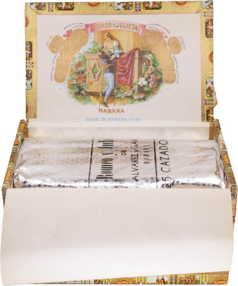 Romeo y Julieta Cazadores packaging