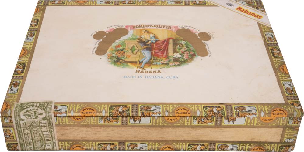Romeo y Julieta Cedros de Luxe No.1 packaging
