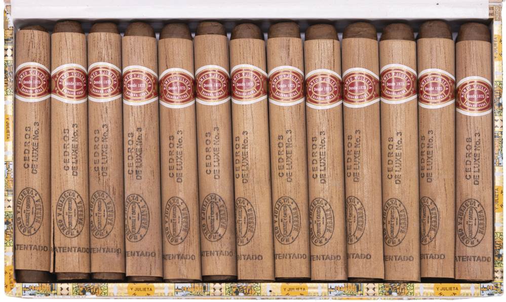 Romeo y Julieta Cedros de Luxe No.3 packaging