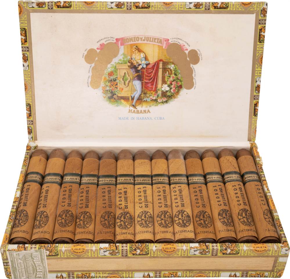 Romeo y Julieta Cedros de Luxe No.3 packaging
