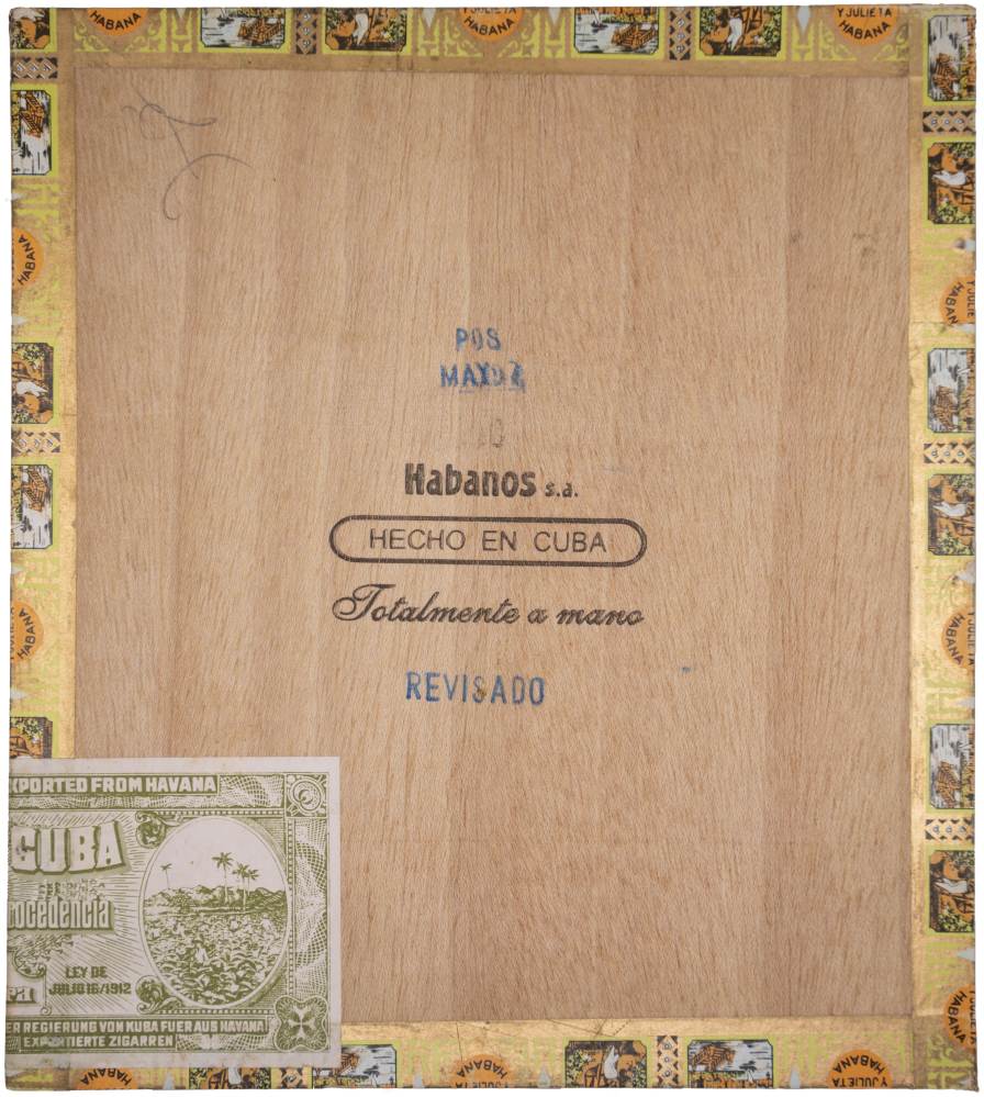 Romeo y Julieta Habanos Añejados packaging