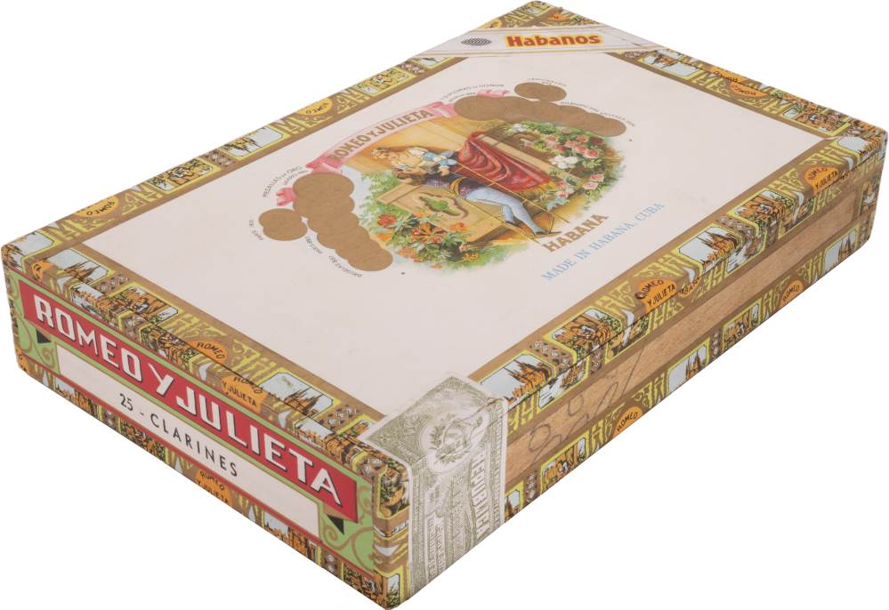 Romeo y Julieta Clarines packaging