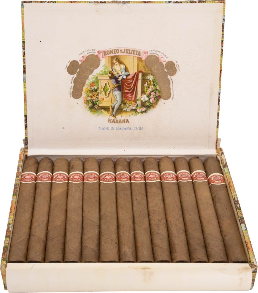 Romeo y Julieta Coronas packaging