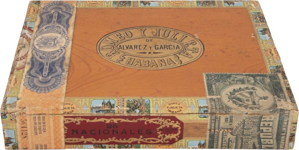 Romeo y Julieta Nacionales packaging