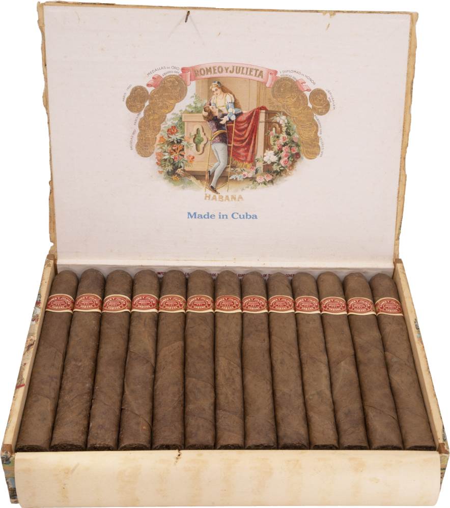 Romeo y Julieta Nacionales packaging