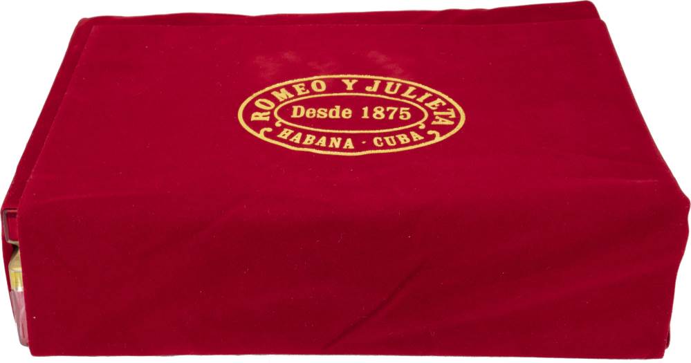 Romeo y Julieta Nobles packaging