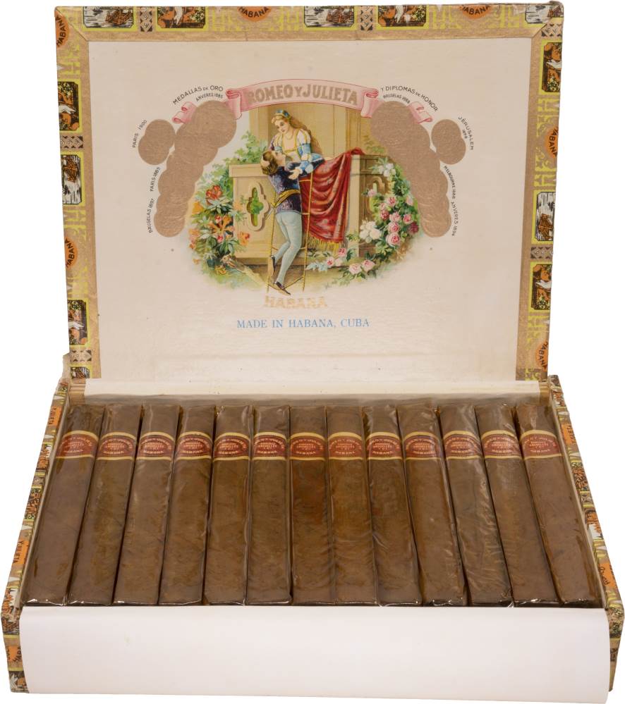 Romeo y Julieta Panetelas (2) packaging