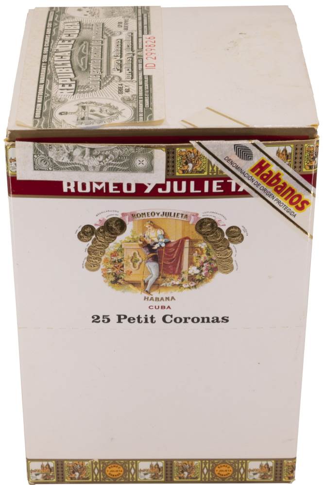 Romeo y Julieta Petit Coronas packaging