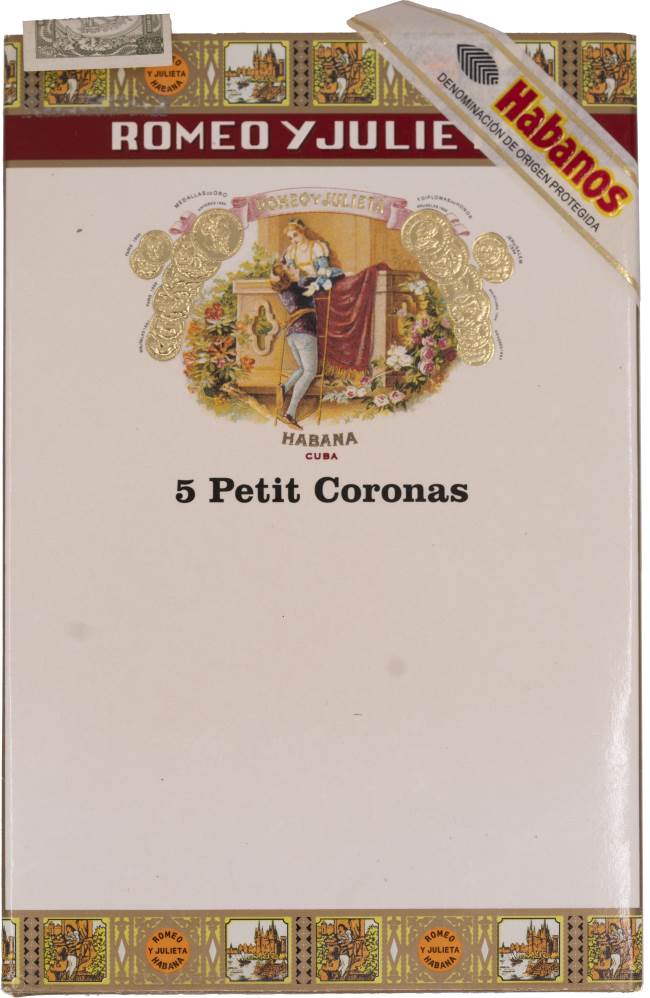 Romeo y Julieta Petit Coronas packaging