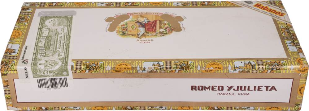 Romeo y Julieta Petit Royales packaging