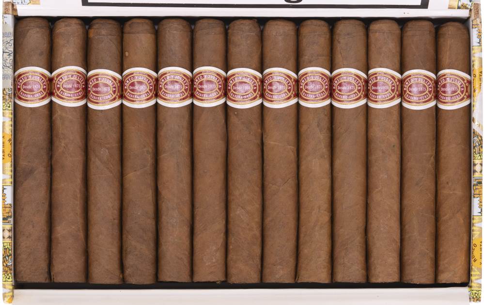 Romeo y Julieta Regalías de Londres packaging