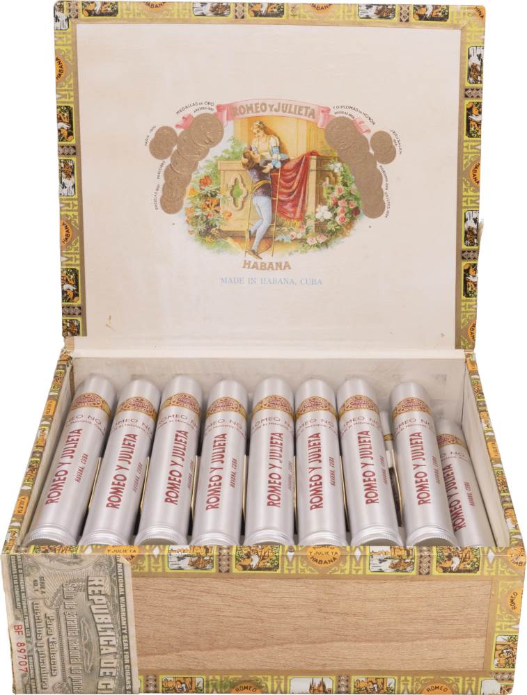 Romeo y Julieta Romeo No.1 de Luxe packaging