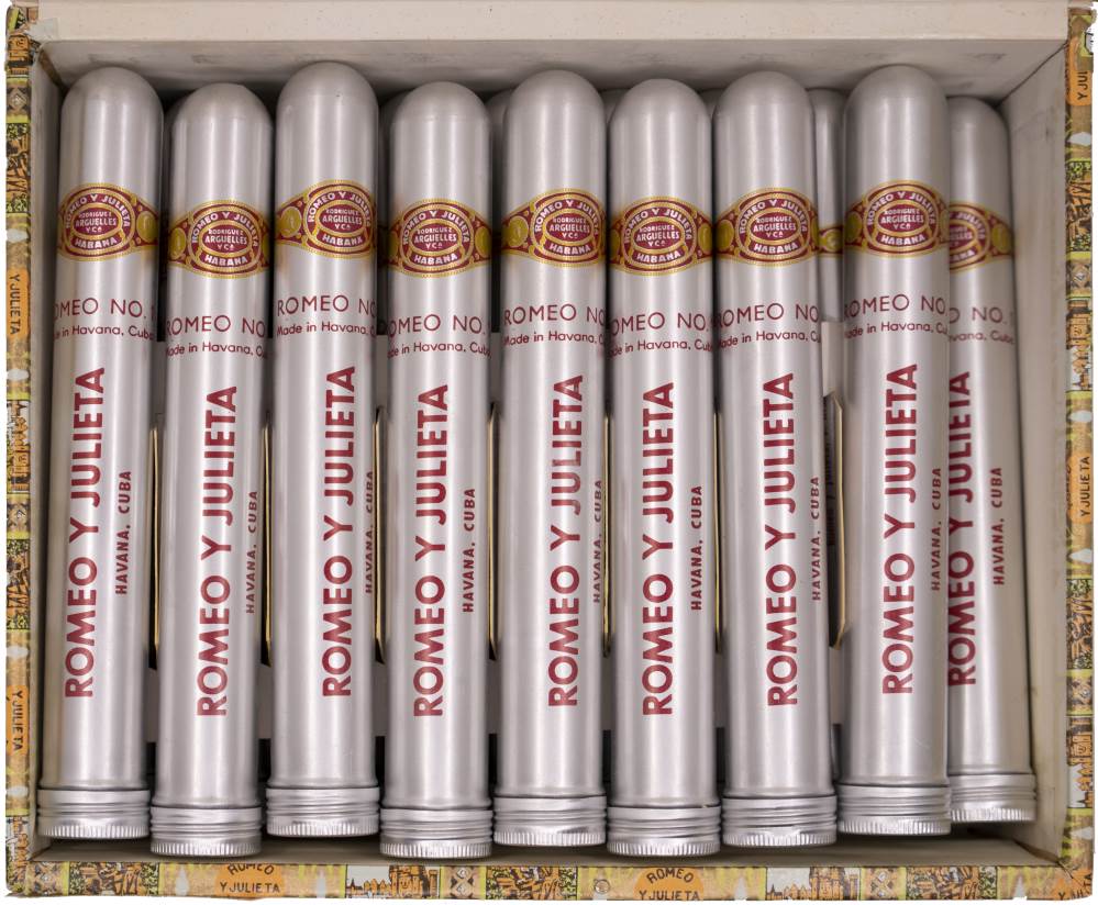 Romeo y Julieta Romeo No.1 de Luxe packaging