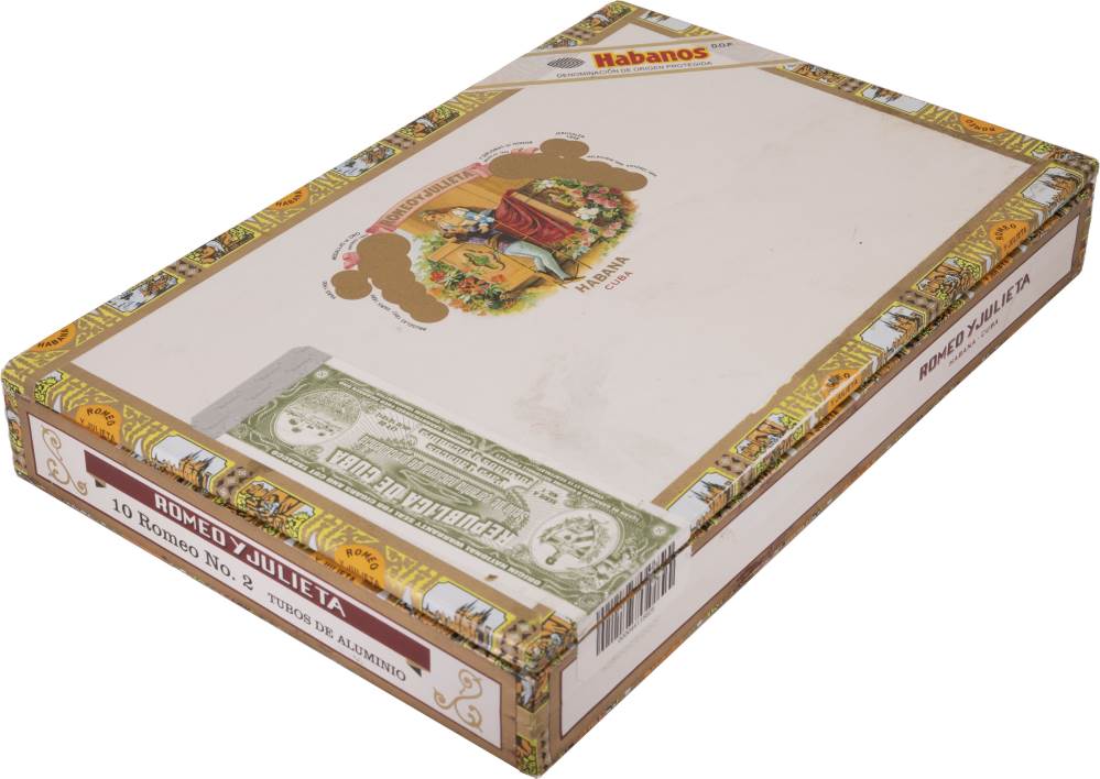 Romeo y Julieta Romeo No.2 packaging