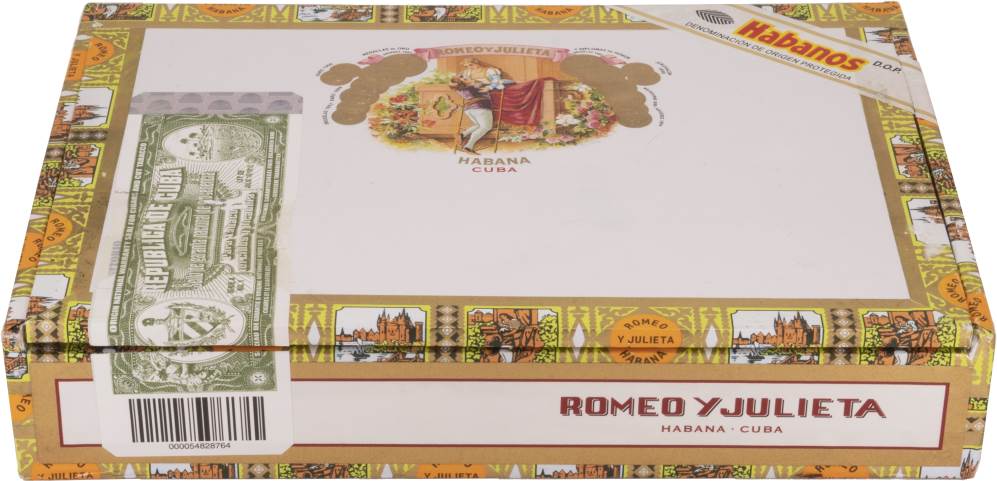 Romeo y Julieta Sports Largos packaging