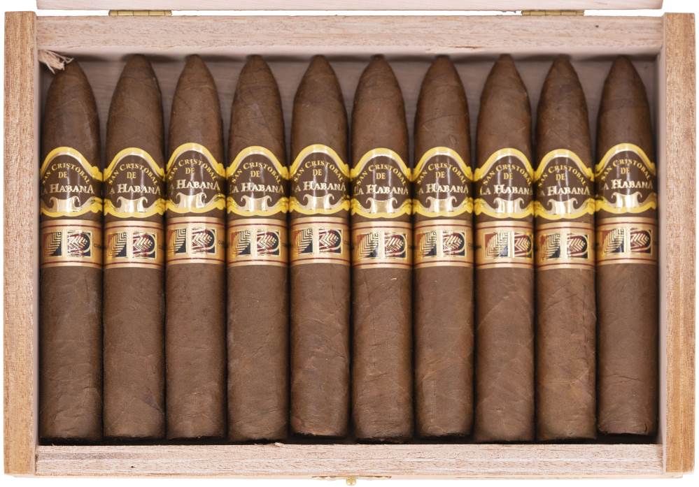 San Cristóbal de la Habana Especialista en Habanos y La Casa del Habano Exclusivo packaging