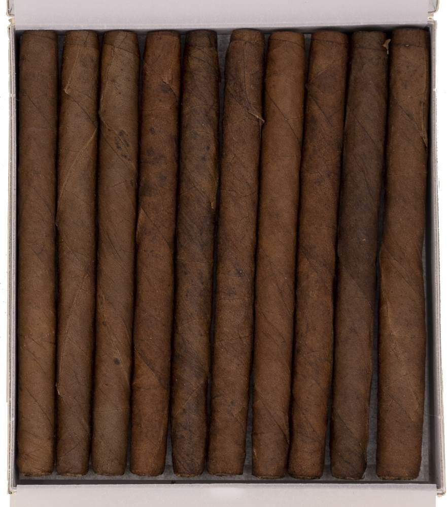 Small Cigars Montecristo Club packaging