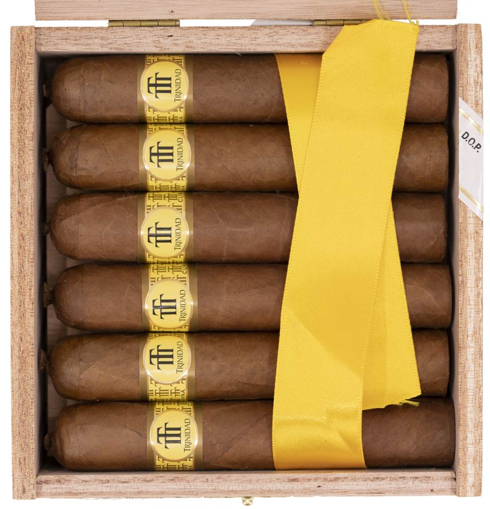 Trinidad Media Luna packaging