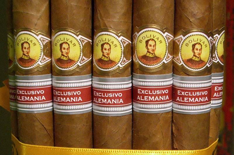 Bolívar Edición Regional Alemania packaging