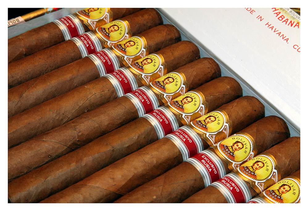 Bolívar Edición Regional Rusia packaging