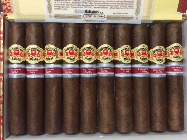 Diplomáticos Edición Regional Cuba packaging