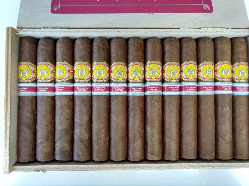 El Rey del Mundo Edición Regional Líbano packaging