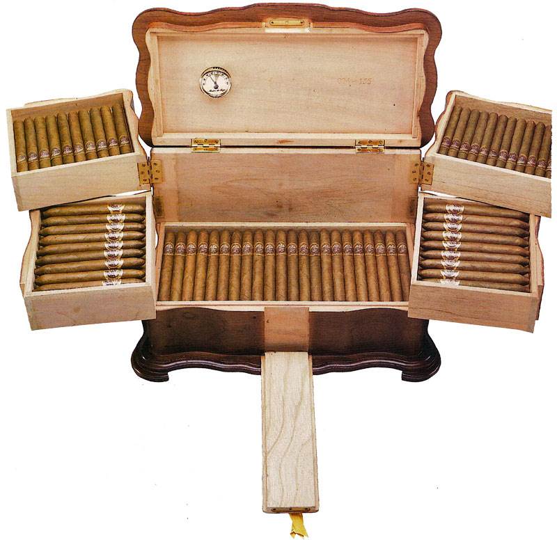 Partagás 155 Aniversario Humidor packaging