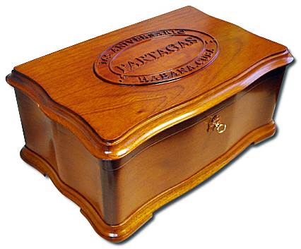 Partagás 165 Aniversario Humidor packaging