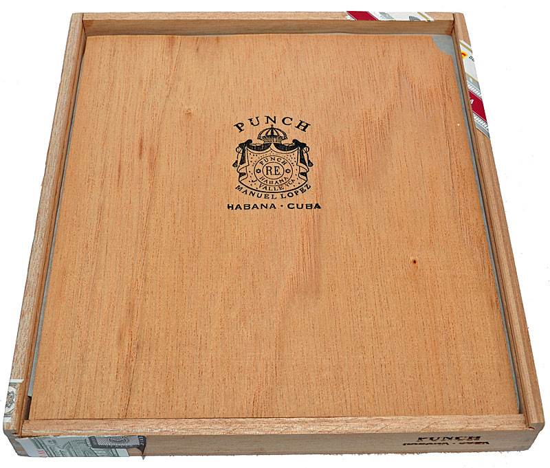 Punch Edición Regional Italia packaging