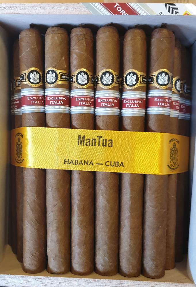 Punch Edición Regional Italia packaging