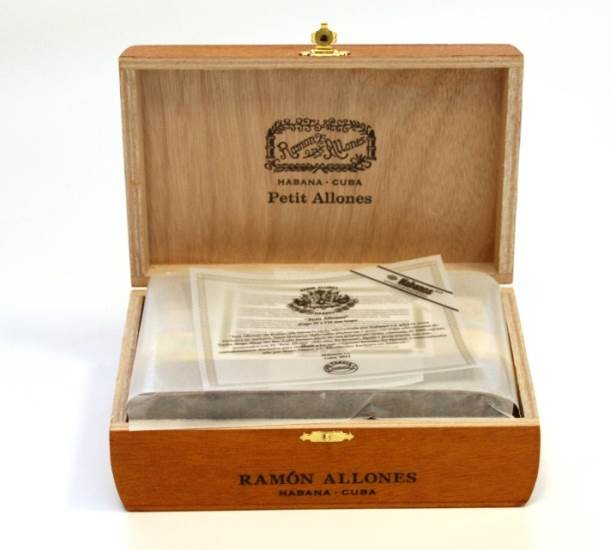 Ramón Allones Edición Regional Andorra packaging